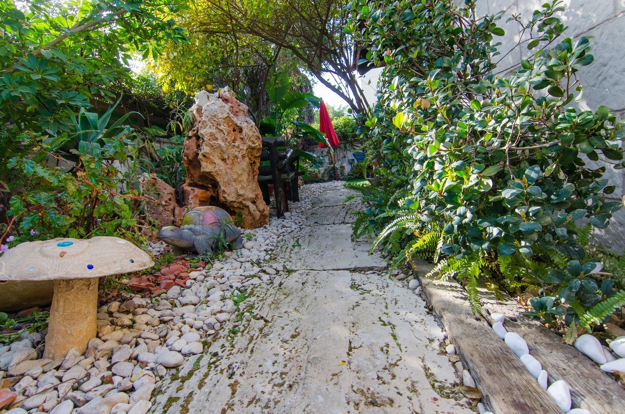 Lodge On The Sea Shave Ziyyon Exterior foto